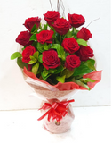 Long Stem Red Columbian Roses in a Bouquet